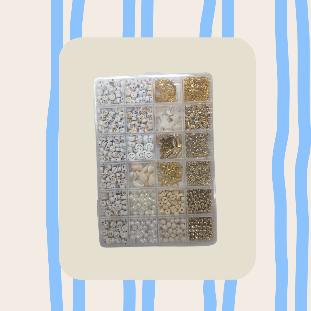 Cuentas blanco y dorado del mar