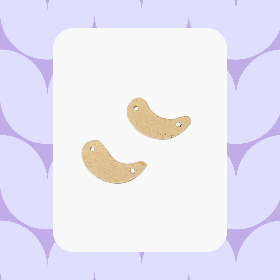 Par de figuras colmillo: Aretes DIY de madera